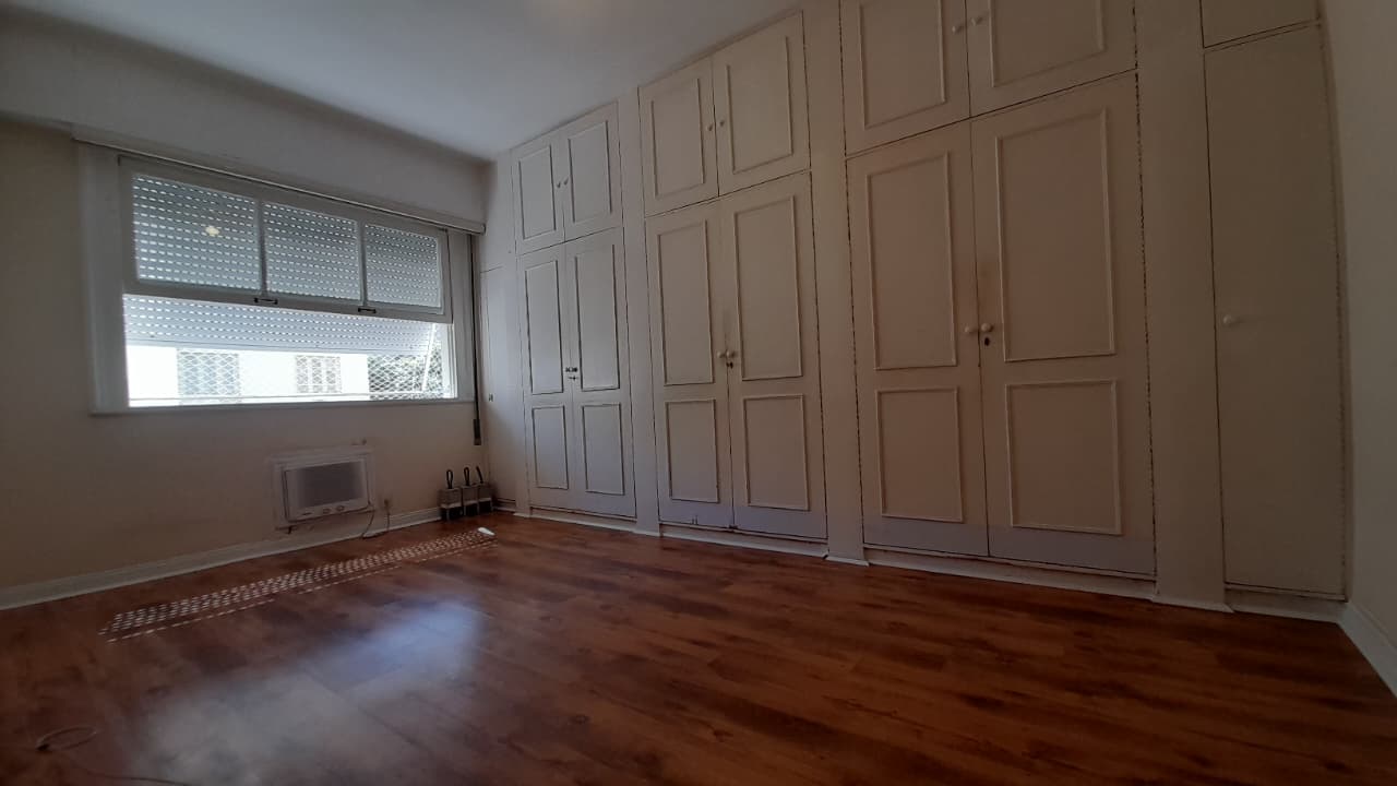 Apartamento à venda Constante Ramos 3 quartos com vaga 
